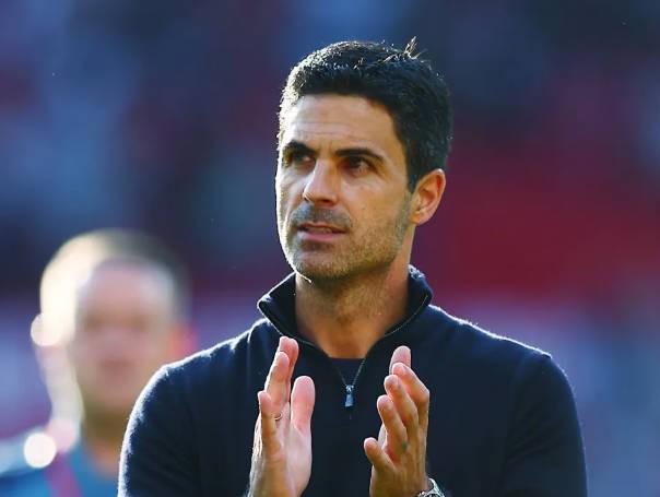 定了严格的 定了严格的