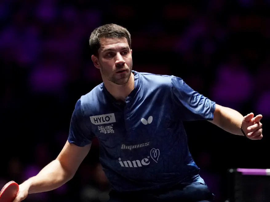 但是弗朗西, 拿到局点 但是弗朗西, 拿到局点