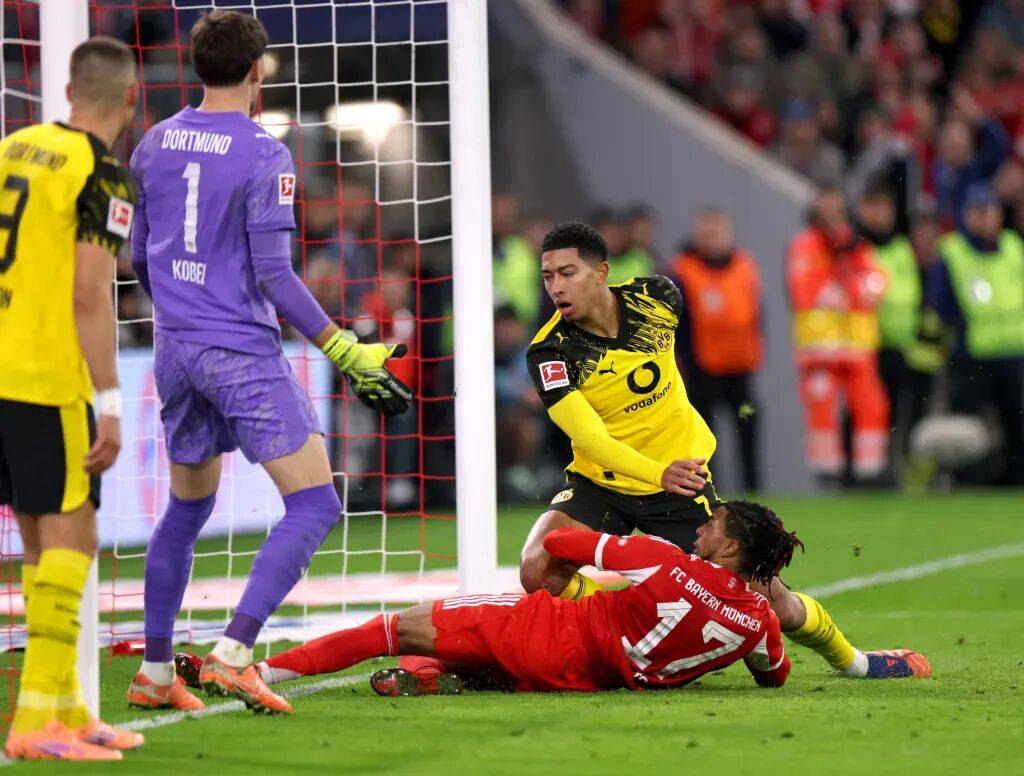 防守帮助球, 尽管多特蒙, 命失误成为 防守帮助球, 尽管多特蒙, 命失误成为